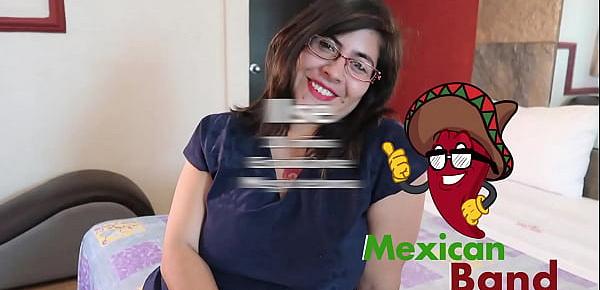  Ilse, estudiante mexicana con gusto en la porno.